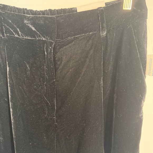 NWT Old Navy Velvet Taylor Wide Leg Trousers Pant Medium Black - Picture 3 of 7